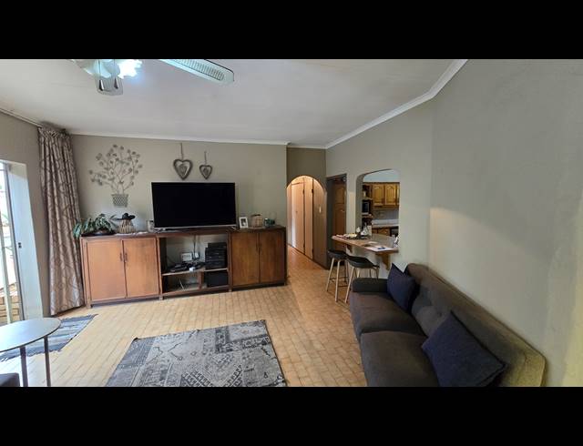 4 BEDROOM FREEHOLD FOR SALE IN ALBEMARLE